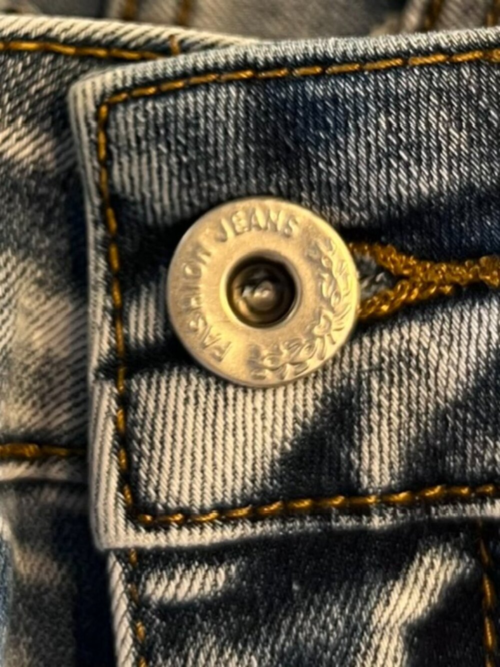 CHARTOU Jeans - Picture 3 of 7